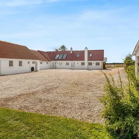 Feriehus For 10 Guests, 160 M², In Beautiful Surroundings *