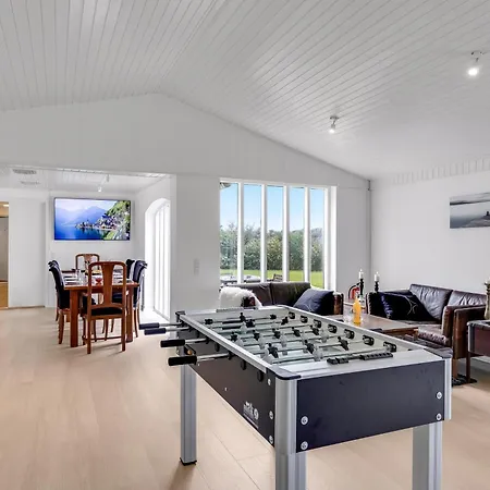 For 10 Guests, 160 M², In Beautiful Surroundings بيت للعطل Løkken